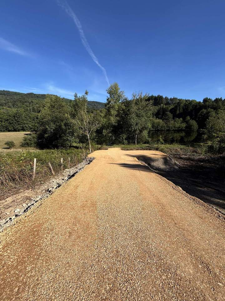 Terrassement voie accès Auvergne